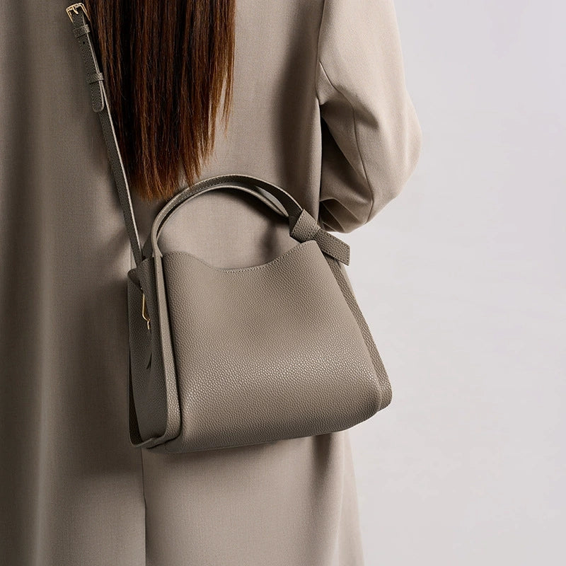 129 Large-capacity single-shoulder bag