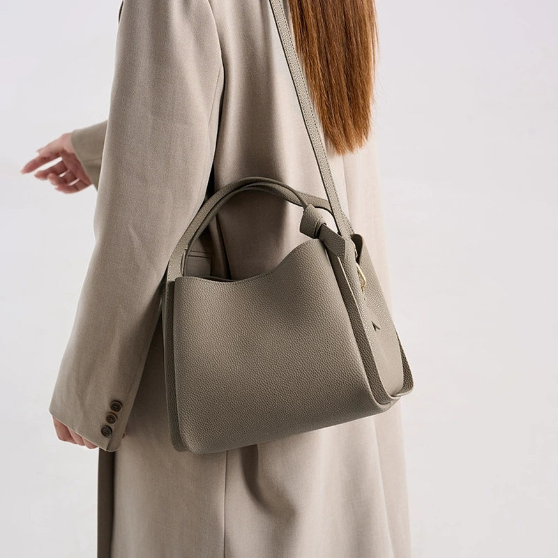 129 Large-capacity single-shoulder bag