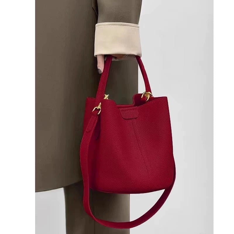169.99Large-capacity handbag